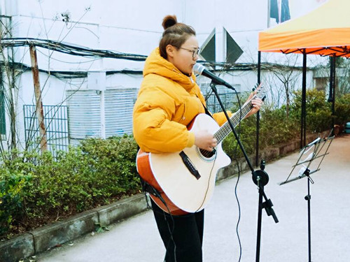 校團委開展“職院賣場”之女神專場活動(3).jpg